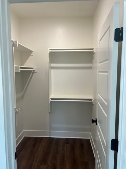 Building Photo - 1521 S Duncan Ave