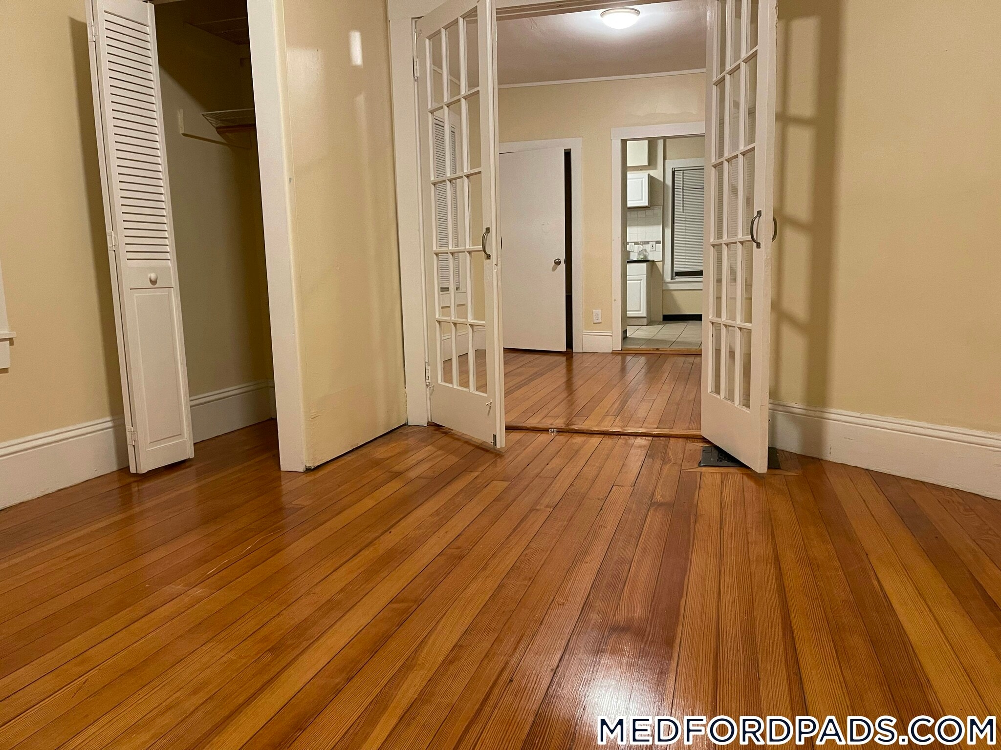 Building Photo - 8 Bennett St