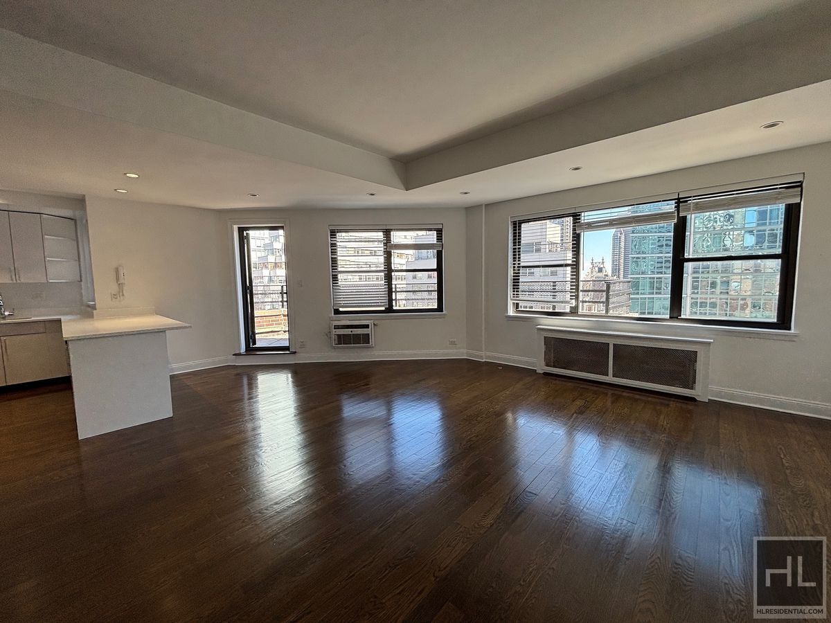 Building Photo - EAST 57 STREET