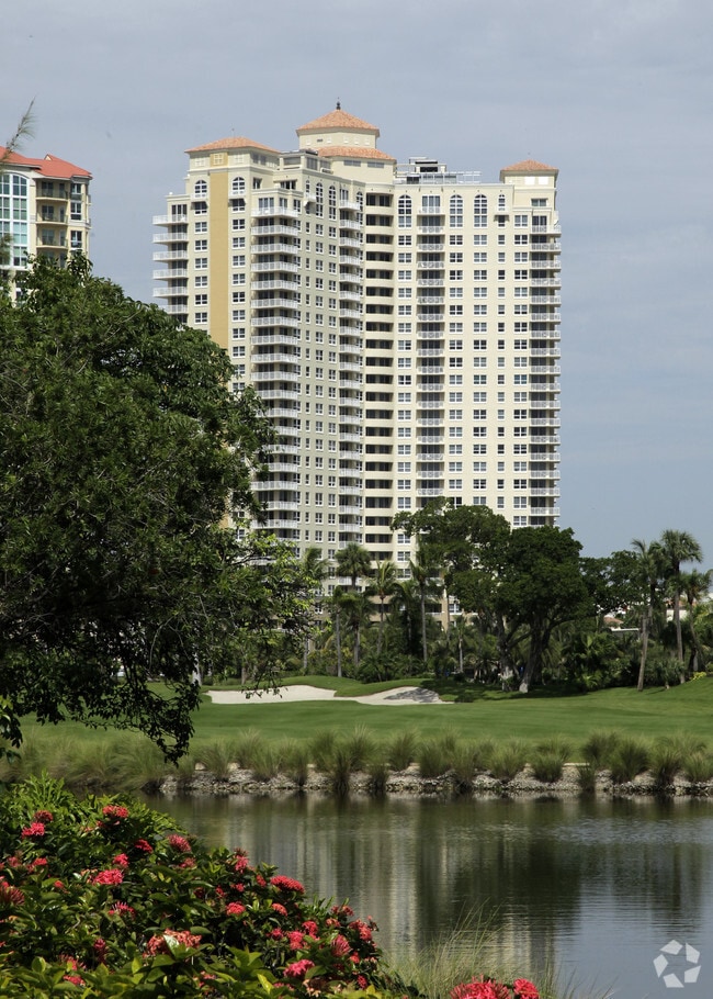 Turnberry on the Green 19501 W Country Club Dr Aventura FL 33180