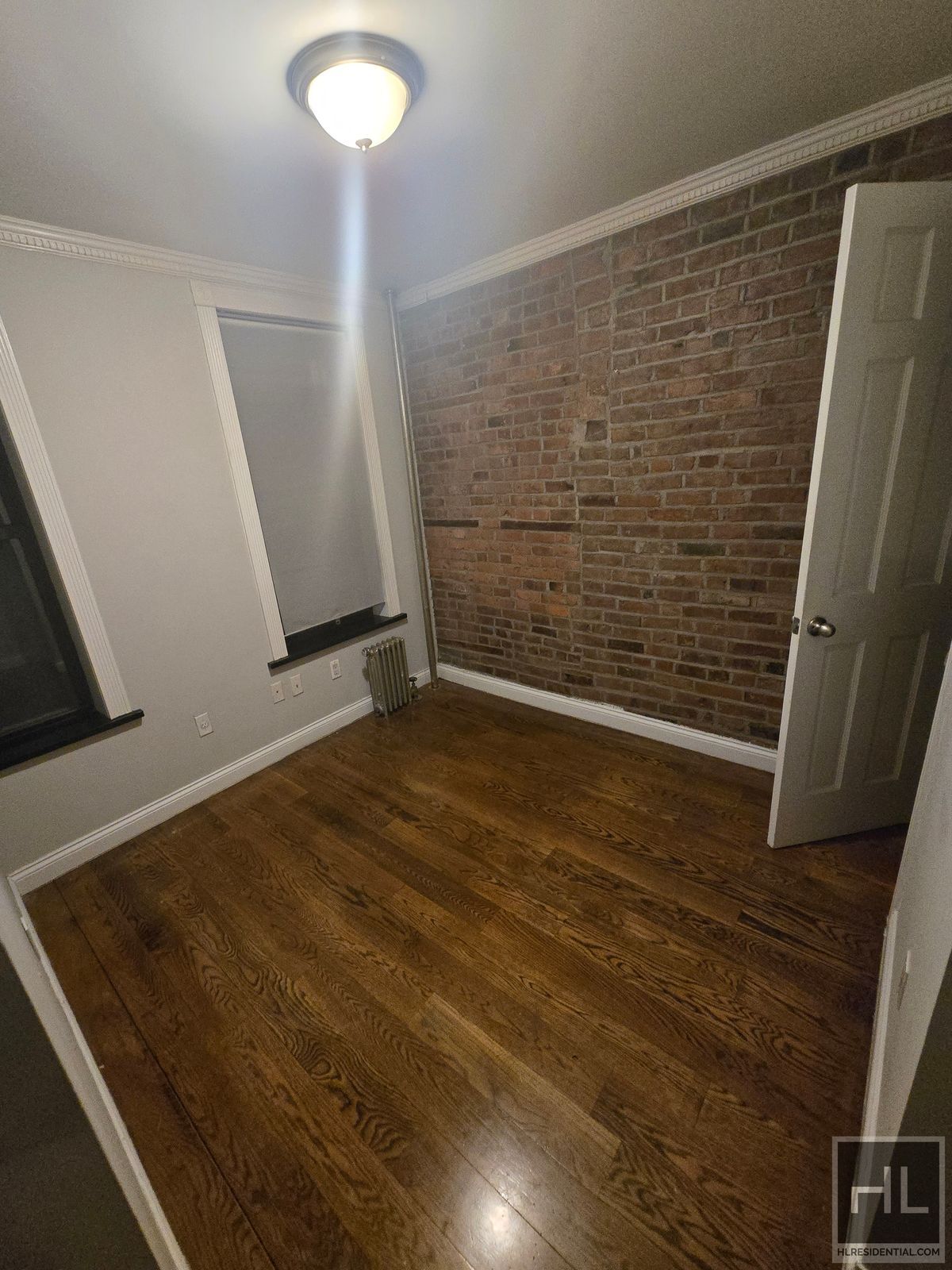 Building Photo - MULBERRY ST.