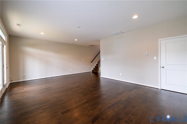 Building Photo - 11443 Hayloft Ln