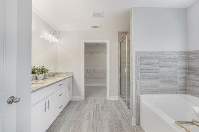 Building Photo - Stunning 4BR/4BA on 1-Acre Lot – Nearly New with Unfinished Basement