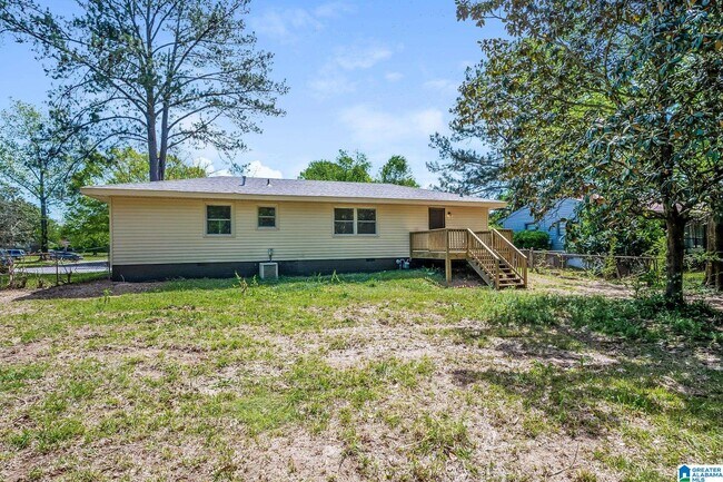 Building Photo - 1112 Kawanda Ln