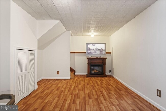Building Photo - 14690 Stratford Dr