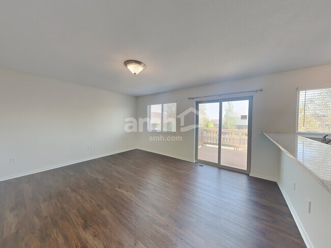 Building Photo - 4574 Cole Dr
