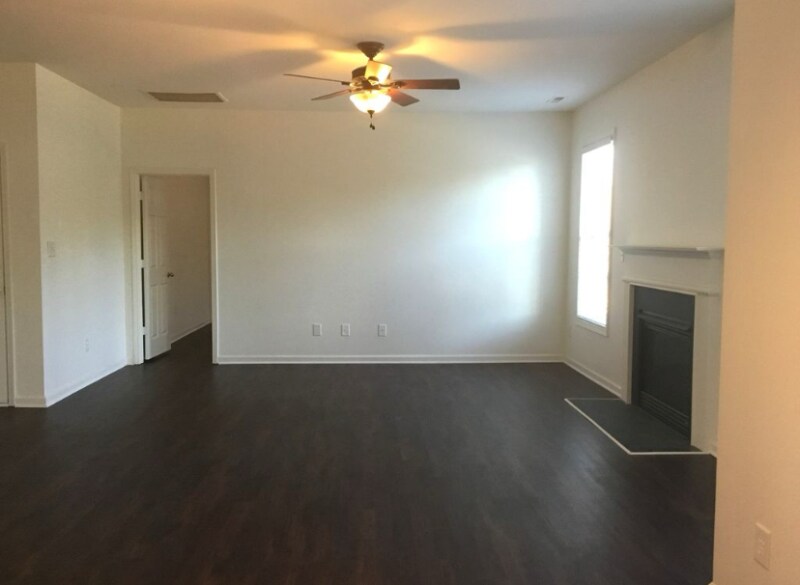 Building Photo - 4544 Fairport Ct