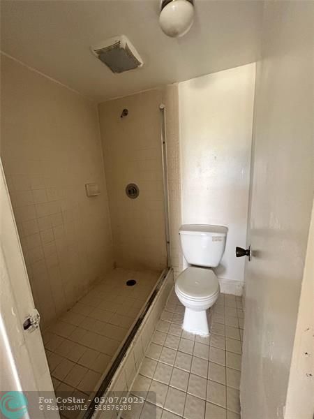 Building Photo - 2205 SW 80th Terrace
