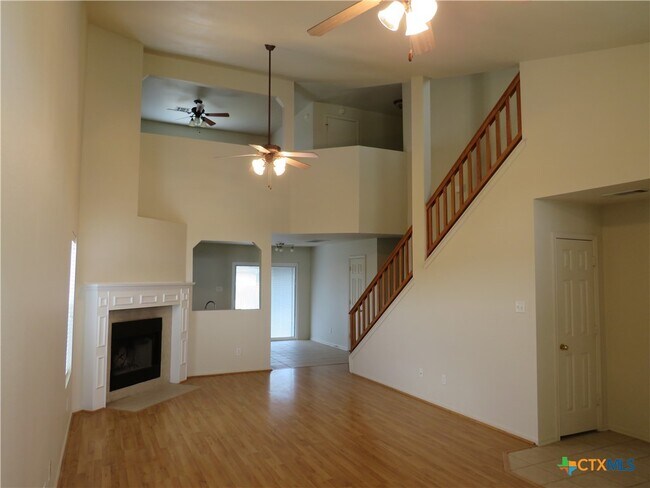 Building Photo - 3607 Starfish Dr