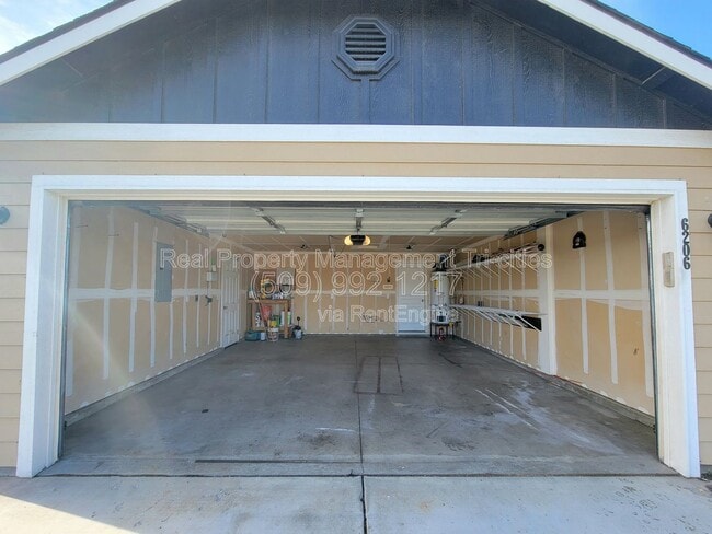 Building Photo - 6206 Maryhill Ln