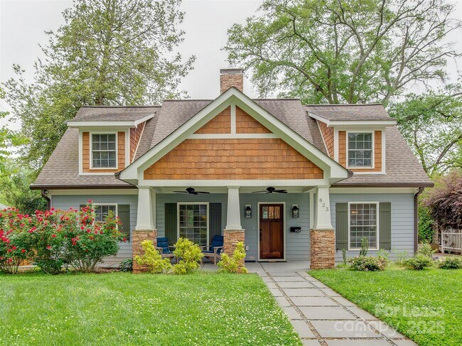 Building Photo - 823 Sedgefield Rd