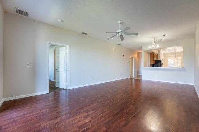 Building Photo - 9435 Myrtle Creek Ln