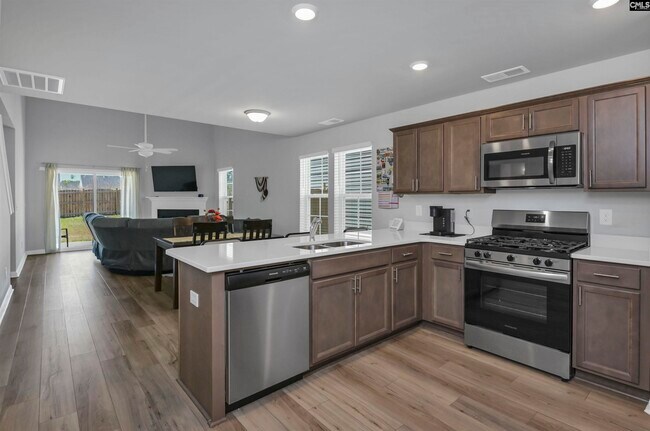 Building Photo - 620 Rothenburg Rd