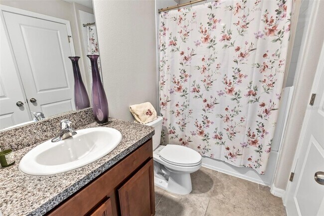 Building Photo - 15504 Florence Hollow Pl