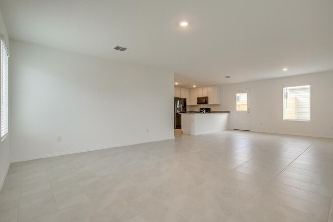 Building Photo - Amazing Northpointe Cottage- 3 Bed, 2 Bath- Eagle Mountain Saginaw ISD- 76179
