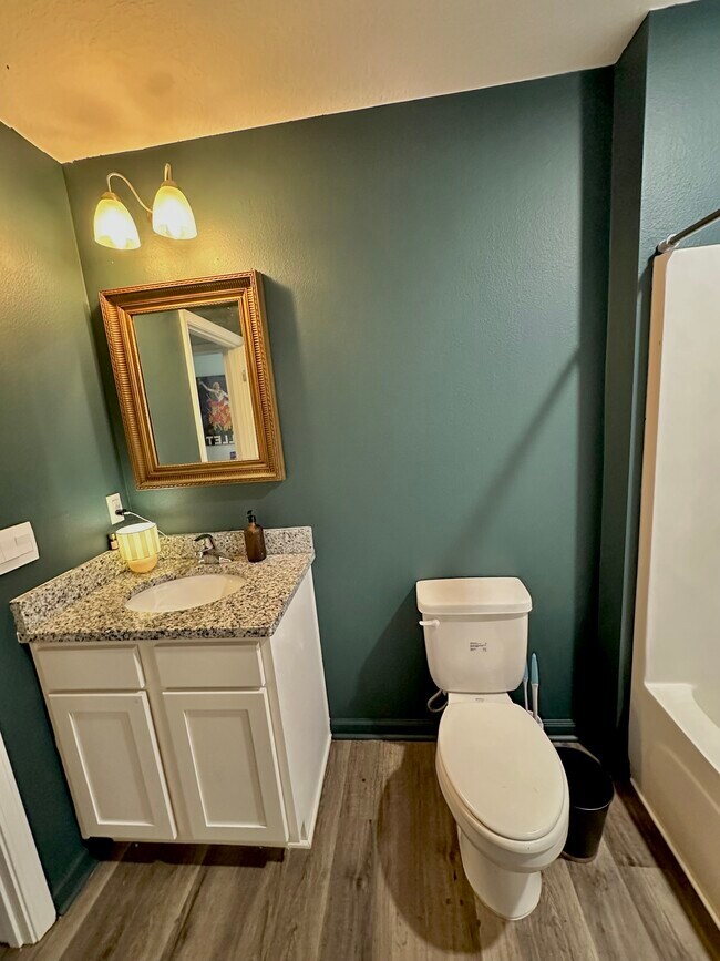 Building Photo - 8623 Tarsus Dr