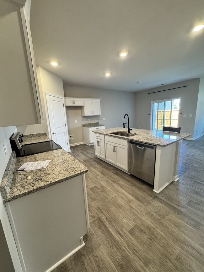 Building Photo - 4518 Sandstone Dr
