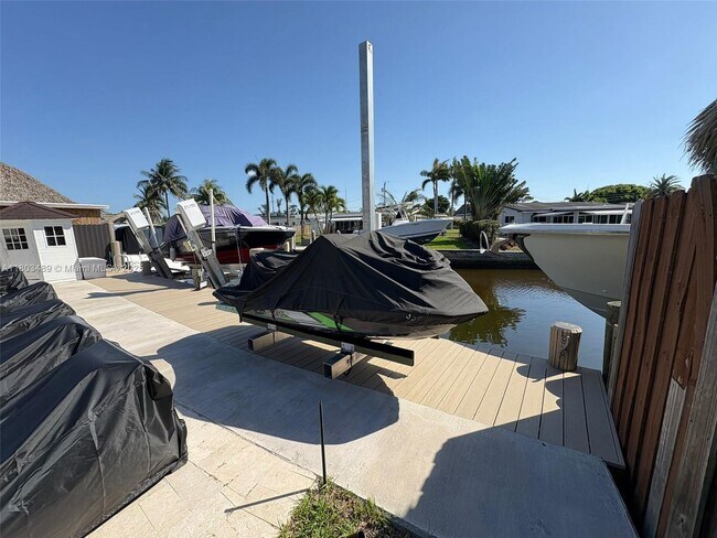 Building Photo - 963 Nautilus Isle