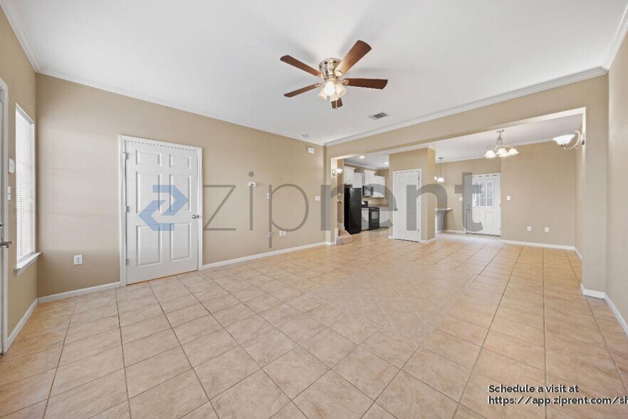 Building Photo - 2403 Brightside Dr