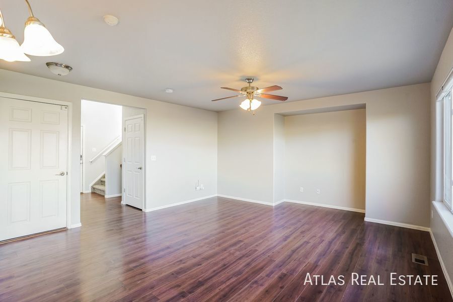 Building Photo - 6519 Passing Sky Dr