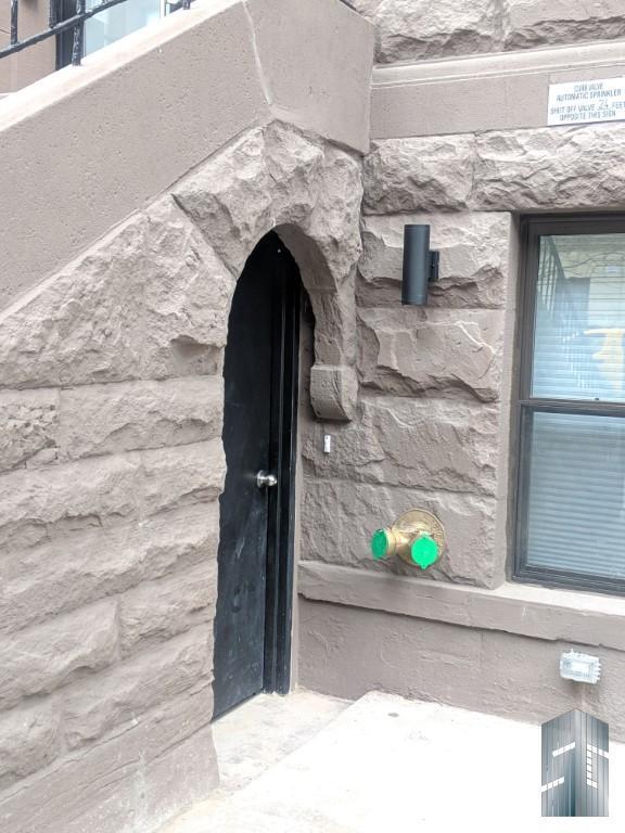 Building Photo - 1 bedroom in BROOKLYN NY 11216