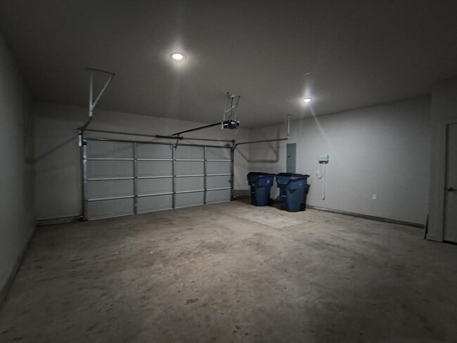 Building Photo - 6259 NW 178th Cir