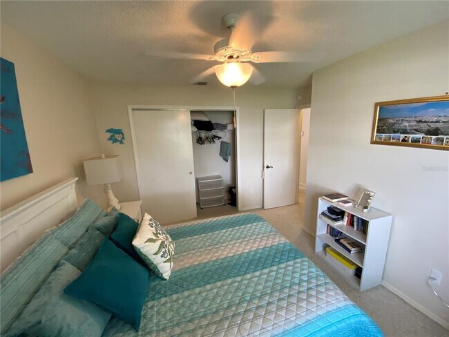Building Photo - 1672 Duran Dr