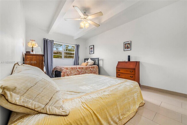 Building Photo - 750 Michigan Ave