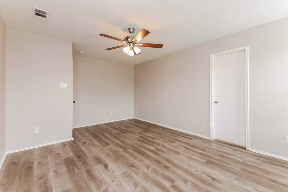 Building Photo - 708 Mackenzi Dr