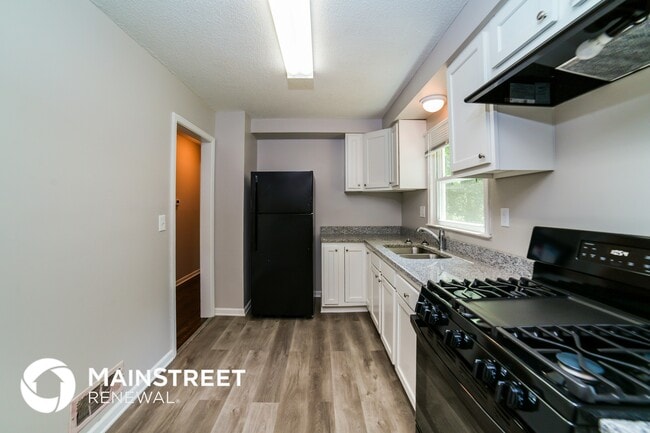 Building Photo - 12807 E 53rd St