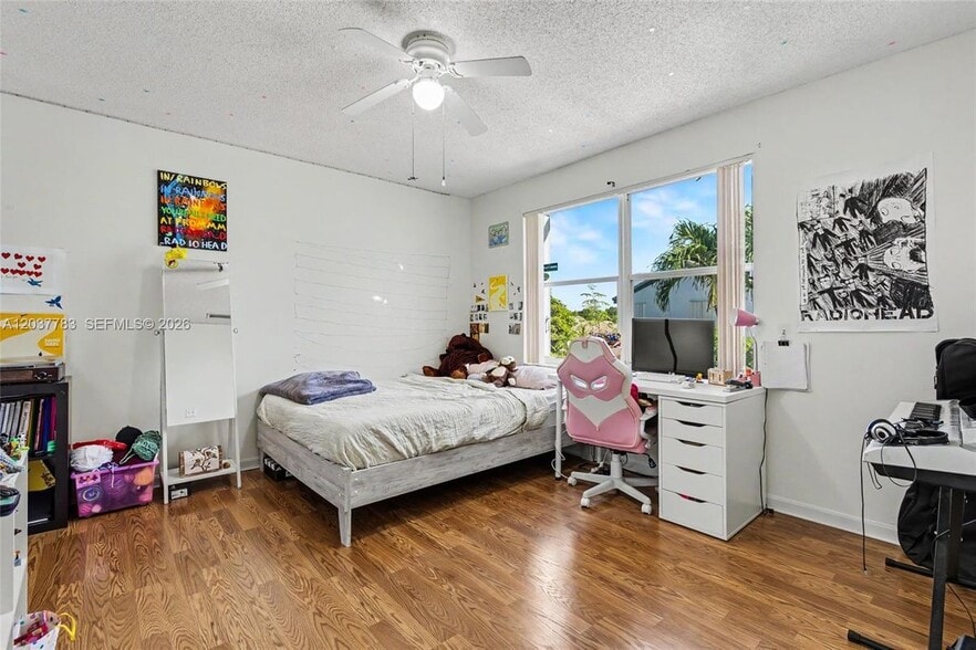 Building Photo - 17367 SW 20th Ct