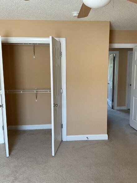 Building Photo - 4155 Dudleys Grant Dr