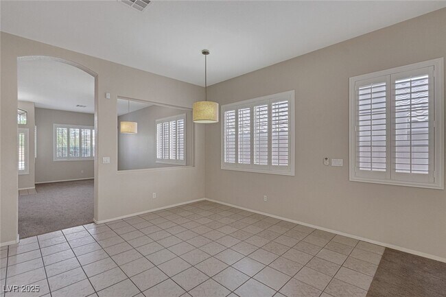 Building Photo - 417 Carlton Kay Pl