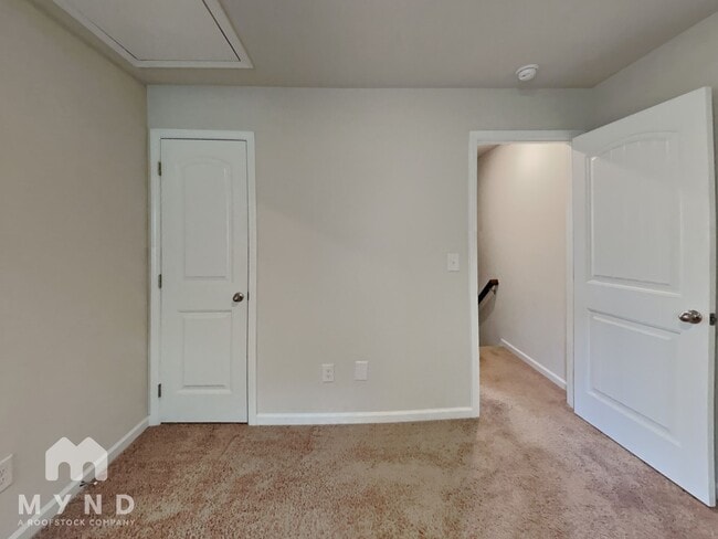 Building Photo - 116 Chandler Ct