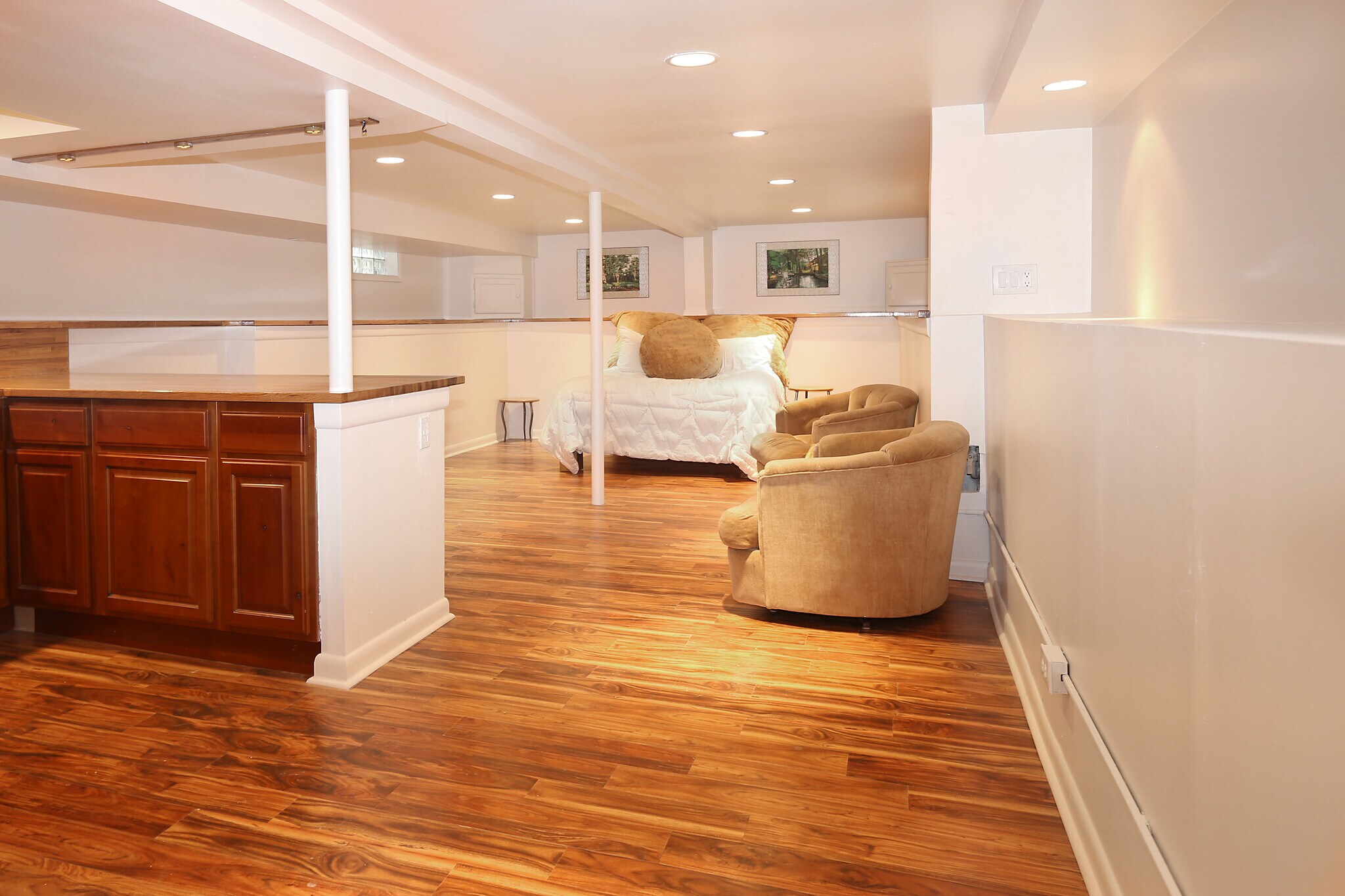 Downstairs Studio - 1655 S Corona St