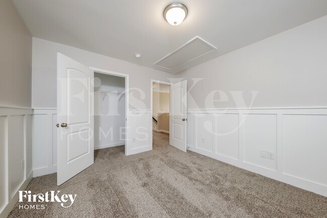 Building Photo - 132 Bethel Oaks Ct
