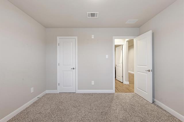 Building Photo - 1341 Rockford Dr