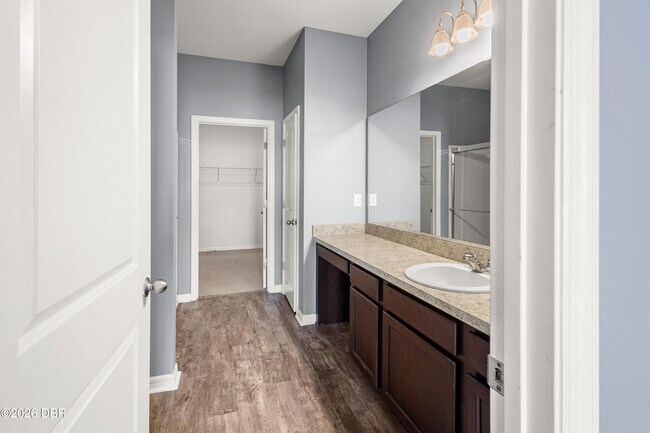 Building Photo - 3017 Blue Shrs Wy