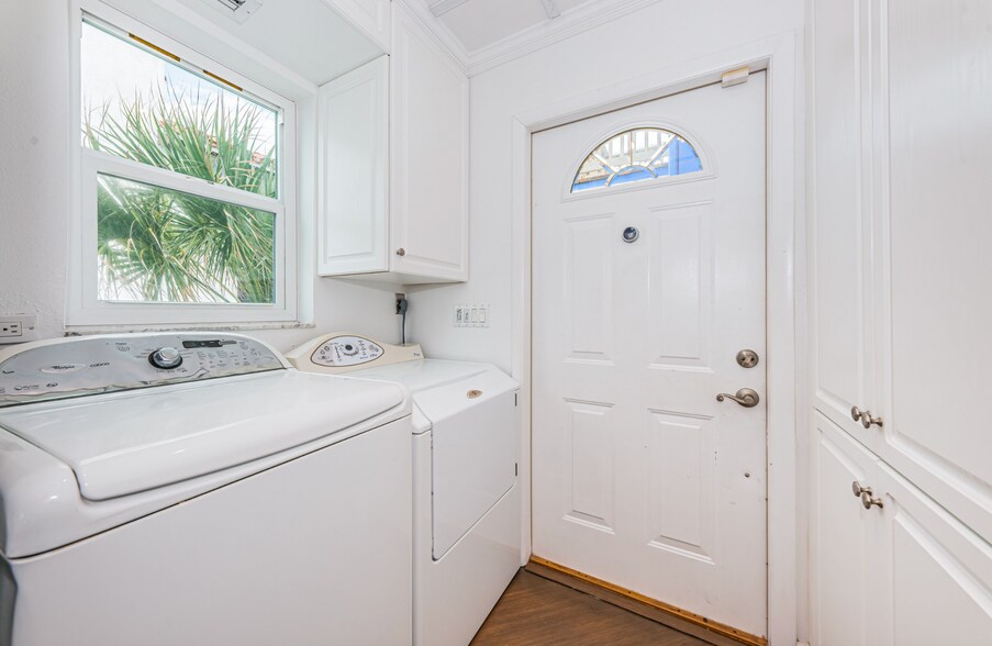 Main Floor Washer and Drier - 8432 W Gulf Blvd