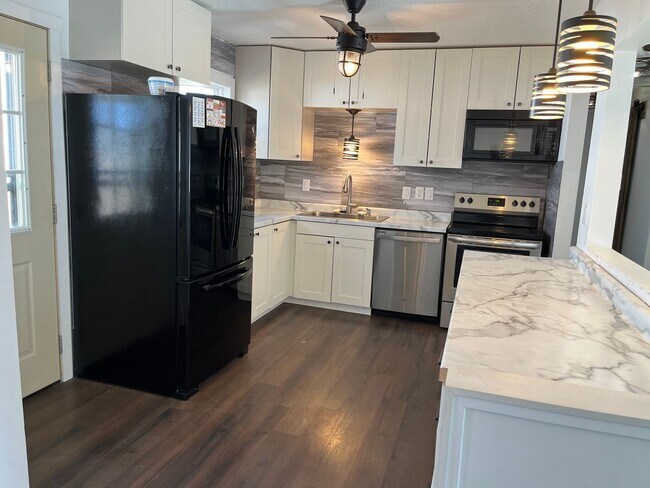 Building Photo - 4 Bed/2 Bath Rental Home in Crooks, SD!!