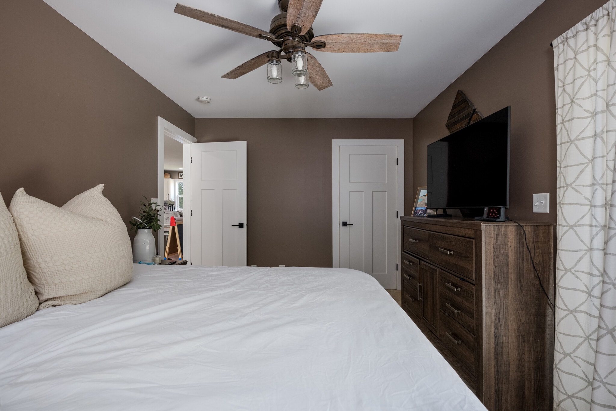 Building Photo - 6019 248th Ave