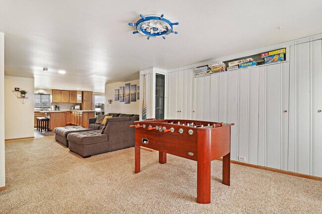 Building Photo - 36946 N Waterside Ln
