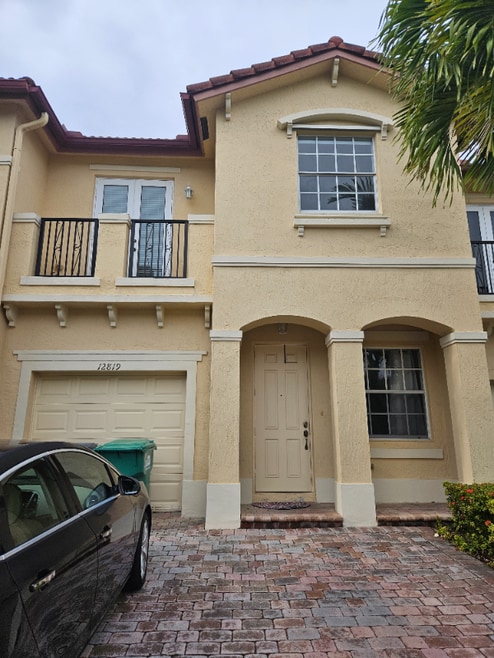 Building Photo - 12819 SW 135th Terrace