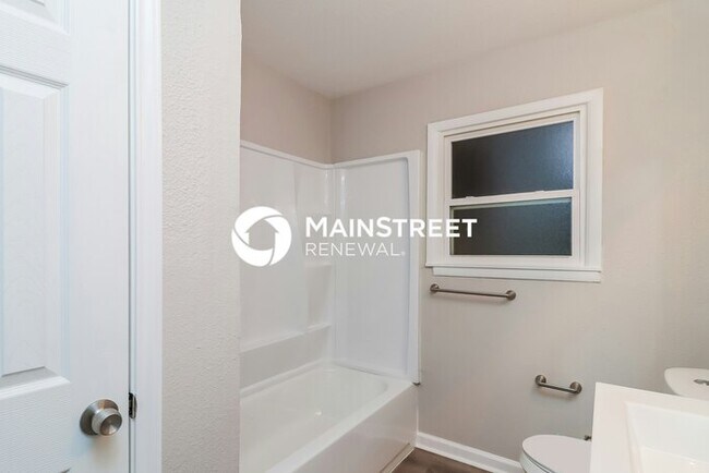 Building Photo - 3 Bedroom Pet-Friendly Home in Fort Worth,...