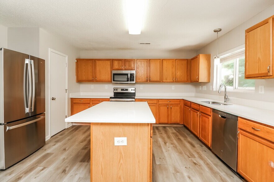 Building Photo - 415 Tribune Dr