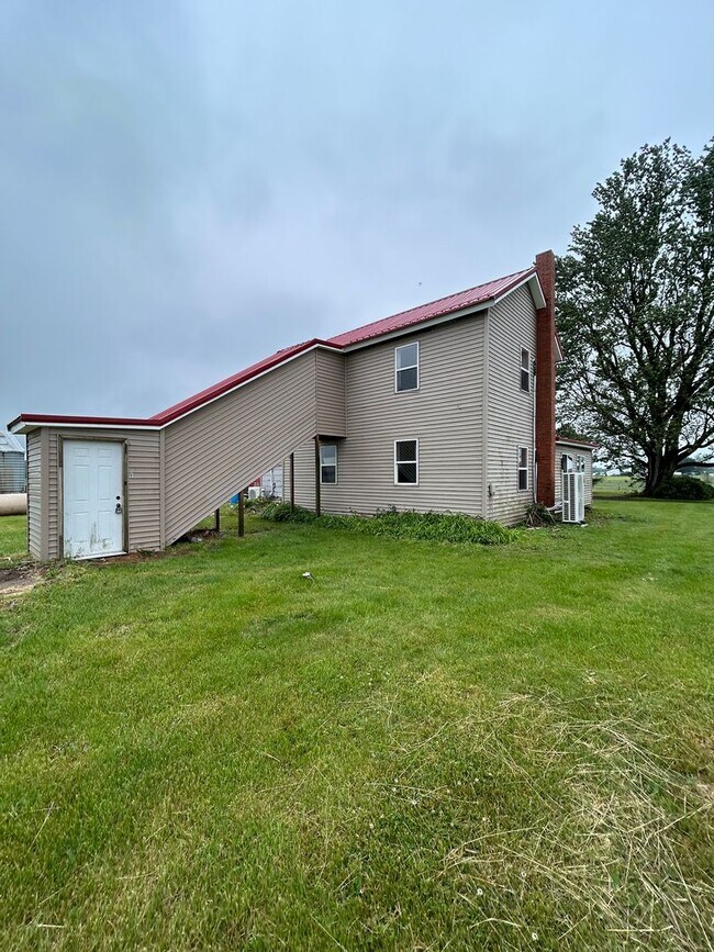 Building Photo - 5610 US-20