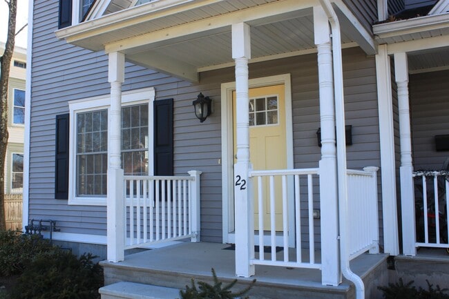 Building Photo - 22 Church St