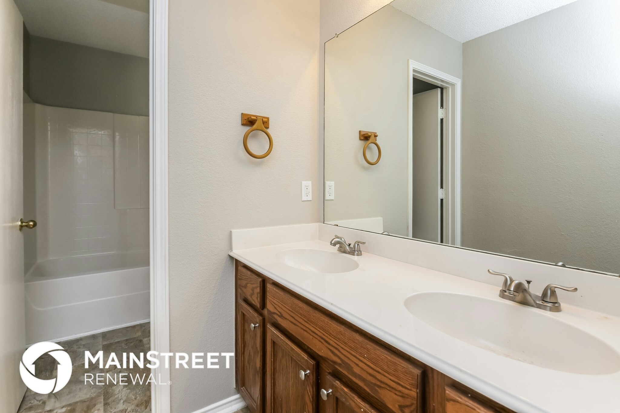 Building Photo - 12812 Dove Field Ln