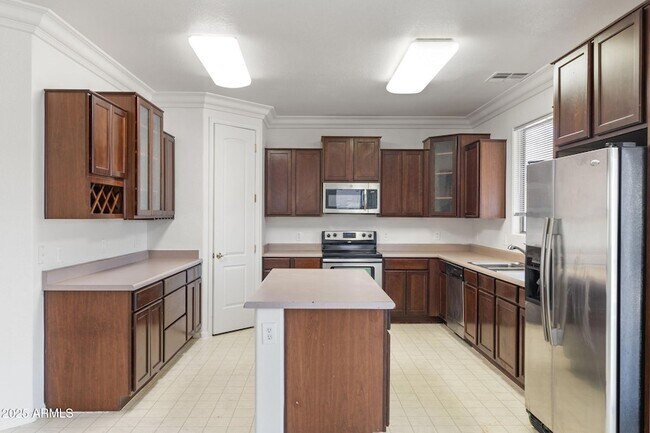 Building Photo - 2261 W Mila Way