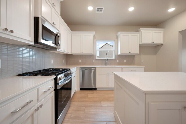 Building Photo - 4113 NW 179th St